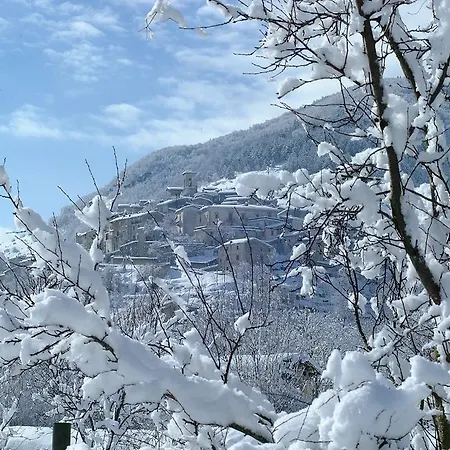 Alojamento de Acomodação e Pequeno-almoço Al Ponte Scanno