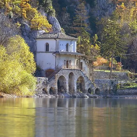 Al Ponte Bed and Breakfast